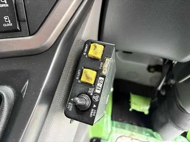 ☆車検付き(R7.10.16)☆ 令和1年 UD 大型極東製ダンプ カスタム 420馬力 電動コボレーン H/L6速 積載:8,600㎏ 距離:19.7万㎞の画像56