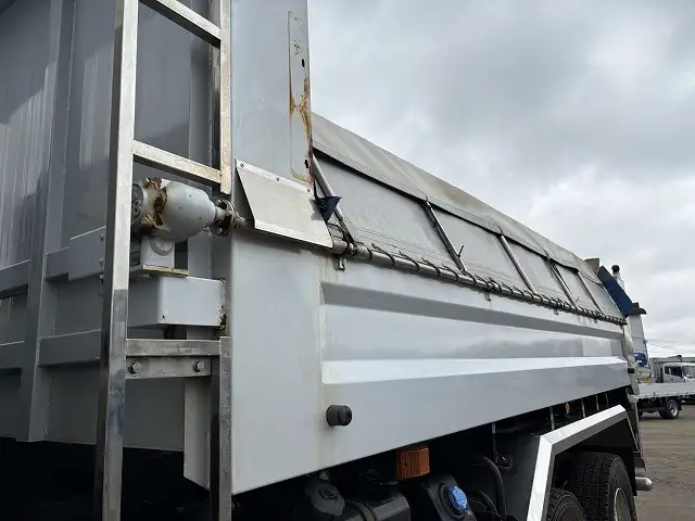 ☆車検付き(R7.10.16)☆ 令和1年 UD 大型極東製ダンプ カスタム 420馬力 電動コボレーン H/L6速 積載:8,600㎏ 距離:19.7万㎞の画像9