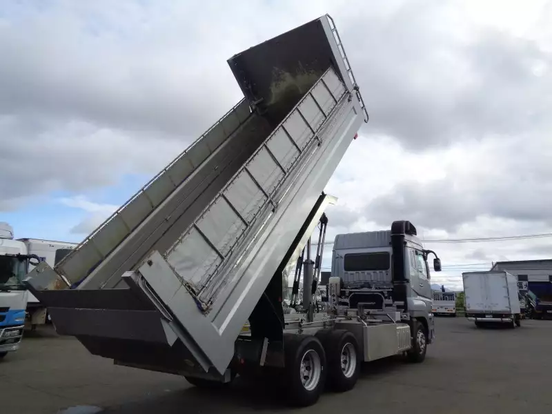 平成30年10月中古大型三菱ふそうスーパーグレートの画像12