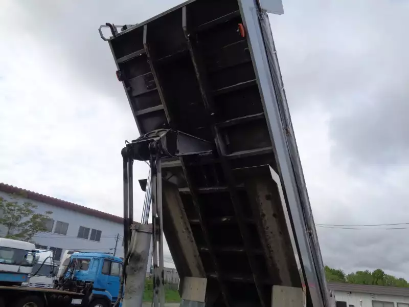 平成30年10月中古大型三菱ふそうスーパーグレートの画像20