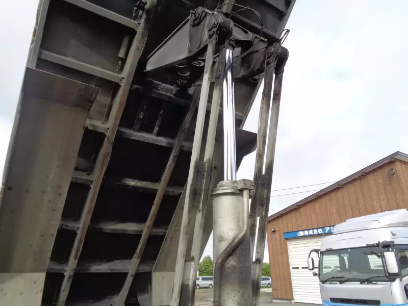 平成30年10月中古大型三菱ふそうスーパーグレートの画像24