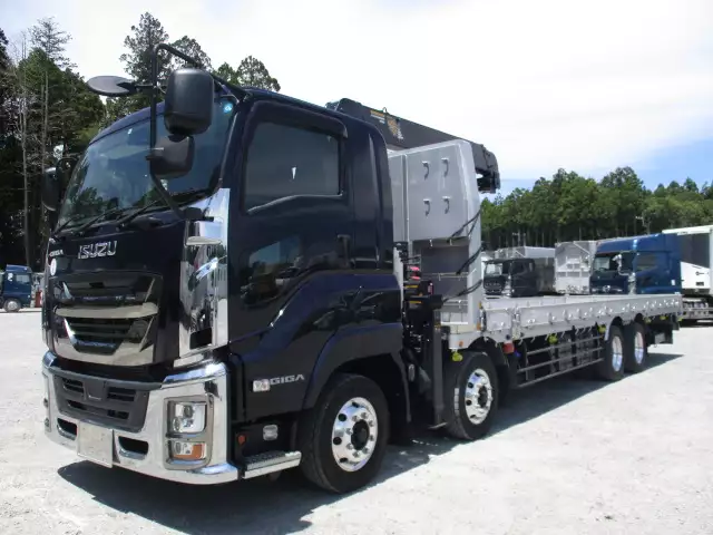 令和03年06月中古大型クレーン付いすゞギガの画像1