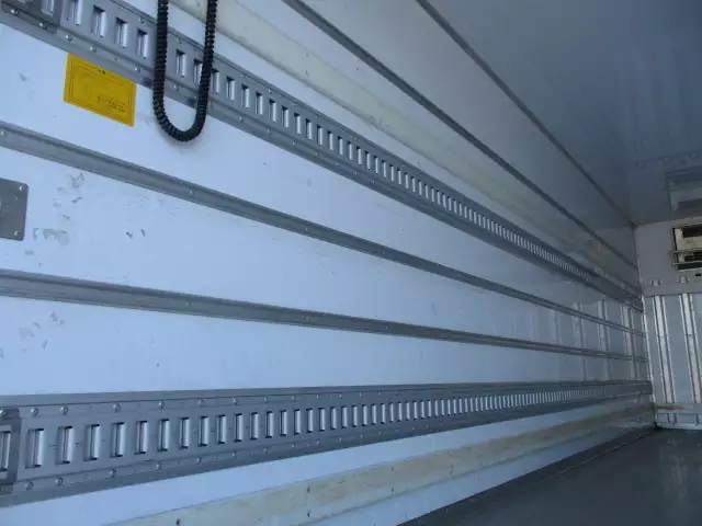 令和02年06月中古中型冷凍バン・ウィングいすゞフォワードの画像21