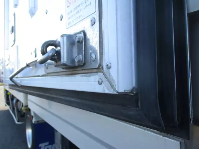 令和02年06月中古中型冷凍バン・ウィングいすゞフォワードの画像27