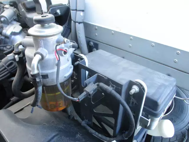 令和02年06月中古中型冷凍バン・ウィングいすゞフォワードの画像33