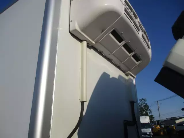 令和02年06月中古中型冷凍バン・ウィングいすゞフォワードの画像39