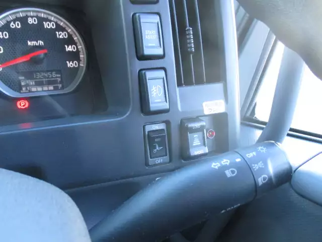 令和02年06月中古中型冷凍バン・ウィングいすゞフォワードの画像44