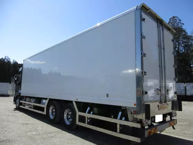 令和01年/平成31年03月中古大型冷凍バン・ウィング日産UDクオンの画像7