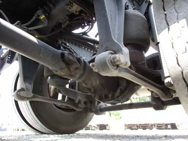 令和01年/平成31年12月中古大型トラクタヘッド日産UDクオンの画像16