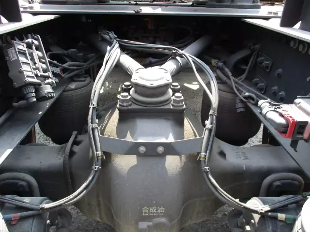 令和01年/平成31年12月中古大型トラクタヘッド日産UDクオンの画像18