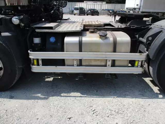 令和01年/平成31年12月中古大型トラクタヘッド日産UDクオンの画像20