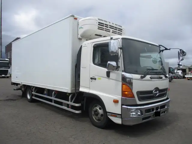 平成28年06月中古中型冷凍バン・ウィング日野レンジャーの画像3