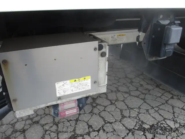 平成28年06月中古中型冷凍バン・ウィング日野レンジャーの画像22