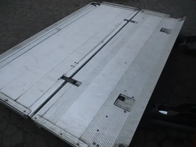 平成28年06月中古中型冷凍バン・ウィング日野レンジャーの画像24