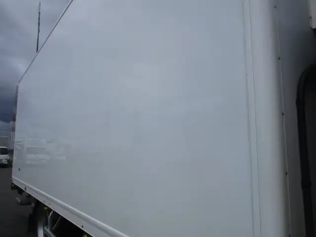 平成28年06月中古中型冷凍バン・ウィング日野レンジャーの画像31