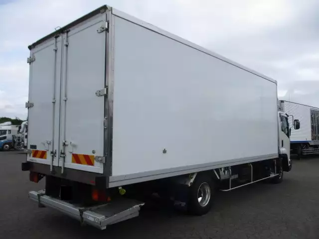 令和01年/平成31年08月中古中型冷凍バン・ウィングいすゞフォワードの画像5