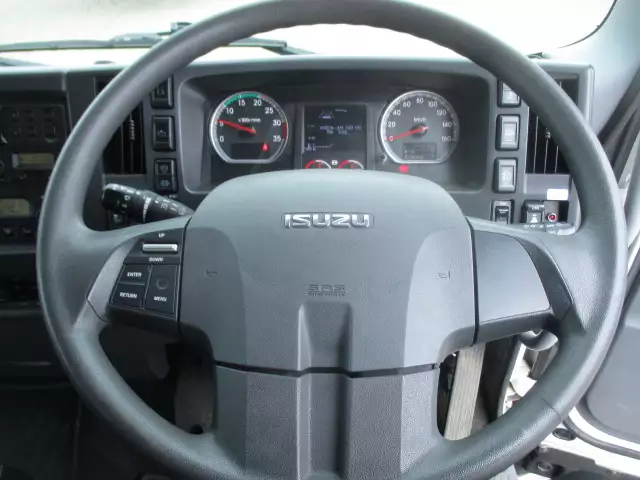 令和01年/平成31年08月中古中型冷凍バン・ウィングいすゞフォワードの画像44