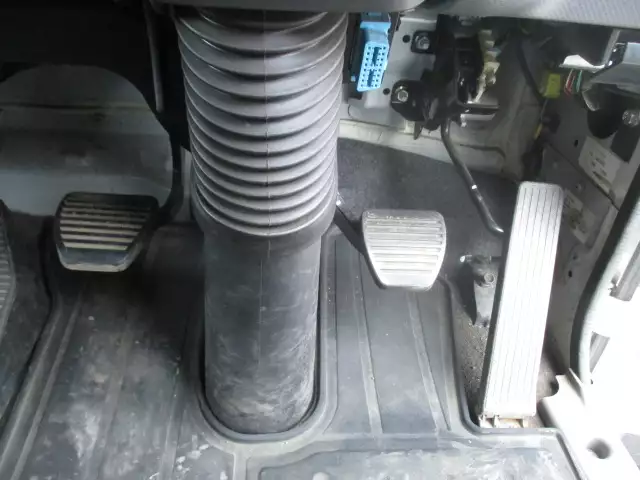 令和01年/平成31年08月中古中型冷凍バン・ウィングいすゞフォワードの画像53