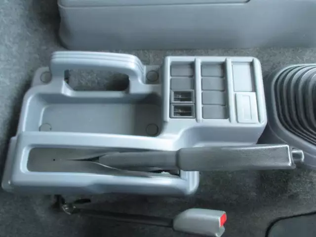 令和01年/平成31年08月中古中型冷凍バン・ウィングいすゞフォワードの画像54