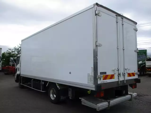 令和01年/平成31年08月中古中型冷凍バン・ウィングいすゞフォワードの画像7