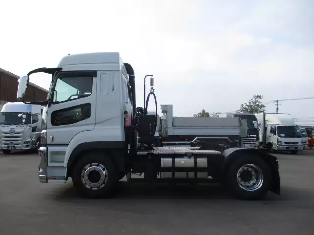 令和05年04月中古大型トラクタヘッド三菱ふそうスーパーグレートの画像8