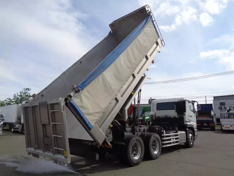 平成30年10月中古大型ダンプ三菱ふそうスーパーグレートの画像12