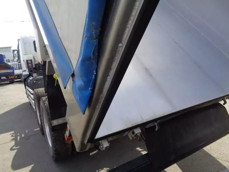 平成30年10月中古大型ダンプ三菱ふそうスーパーグレートの画像18