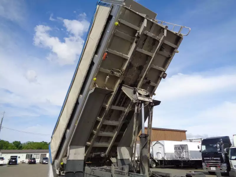 平成30年10月中古大型ダンプ三菱ふそうスーパーグレートの画像20