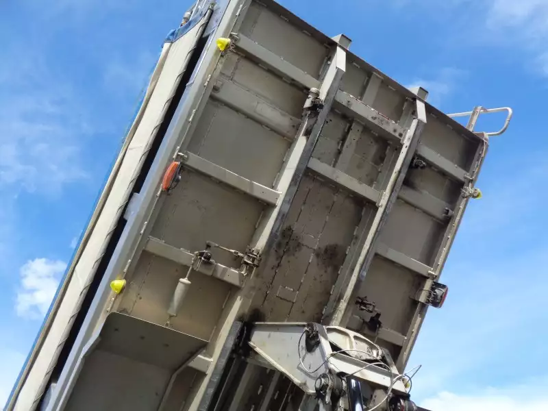 平成30年10月中古大型ダンプ三菱ふそうスーパーグレートの画像21