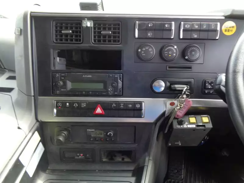 平成30年10月中古大型ダンプ三菱ふそうスーパーグレートの画像51