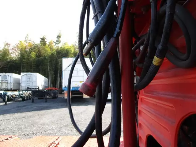 平成24年03月中古大型トラクタヘッド日野プロフィアの画像16