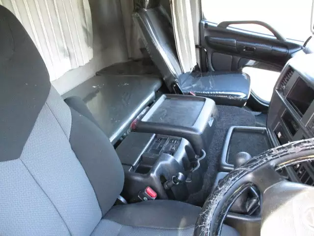 平成24年03月中古大型トラクタヘッド日野プロフィアの画像24