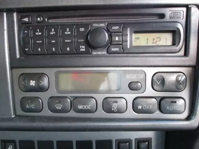 平成24年03月中古大型トラクタヘッド日野プロフィアの画像30