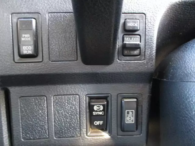 平成24年03月中古大型トラクタヘッド日野プロフィアの画像31