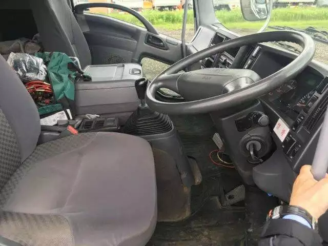 平成21年09月中古大型クレーン付いすゞフォワードの画像15