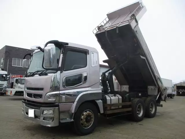 平成27年01月中古大型ダンプ三菱ふそうスーパーグレートの画像1