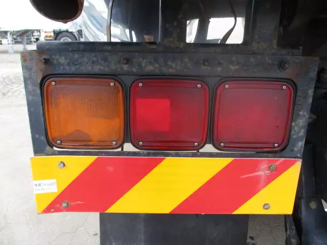 平成27年01月中古大型ダンプ三菱ふそうスーパーグレートの画像16