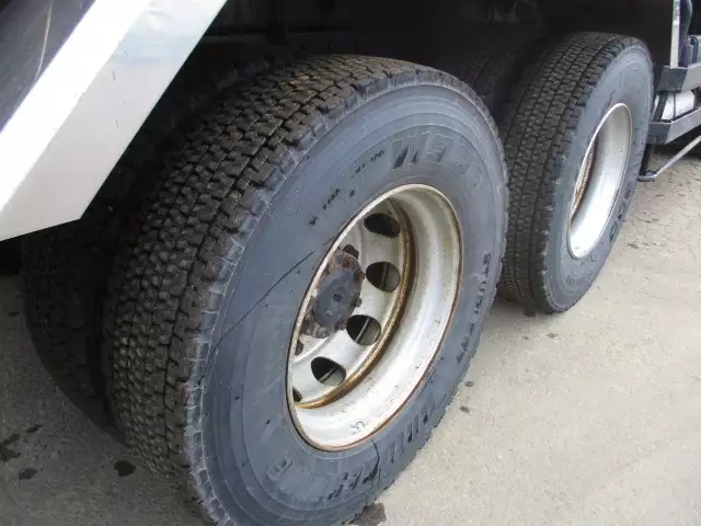 平成27年01月中古大型ダンプ三菱ふそうスーパーグレートの画像18