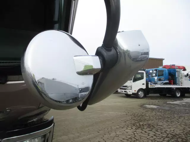 平成27年01月中古大型ダンプ三菱ふそうスーパーグレートの画像39