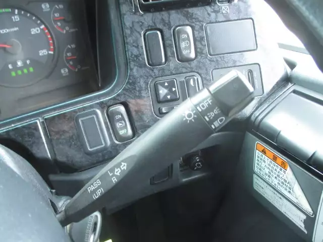 平成27年01月中古大型ダンプ三菱ふそうスーパーグレートの画像50