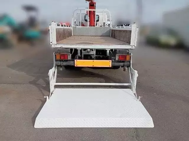 平成22年11月中古小型クレーン付いすゞエルフの画像25