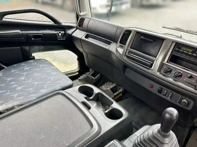 平成26年08月中古中型クレーン付日野レンジャーの画像6