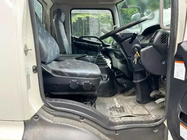 平成26年08月中古中型クレーン付日野レンジャーの画像10