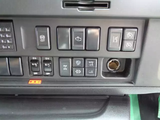 令和02年03月中古大型冷凍バン・ウィングいすゞギガの画像46