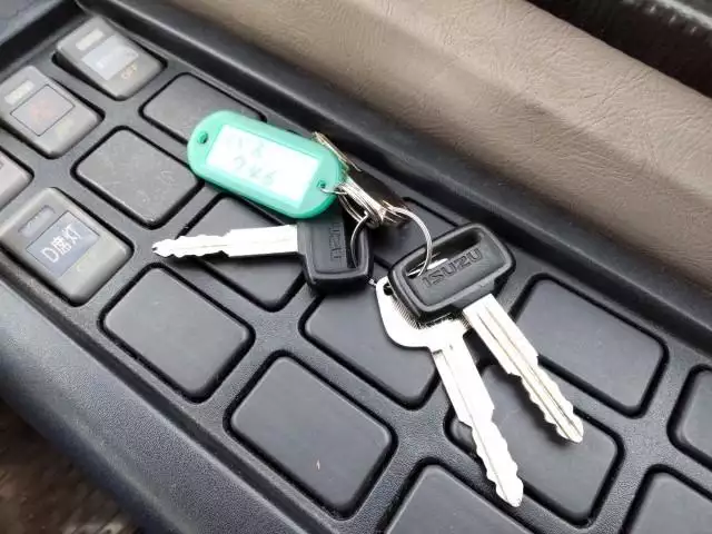 平成21年02月中古中型バスいすゞガーラミオの画像5