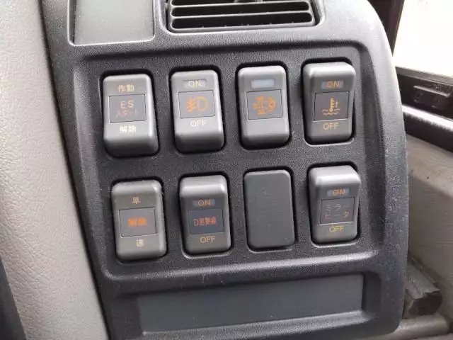 平成21年02月中古中型バスいすゞガーラミオの画像9