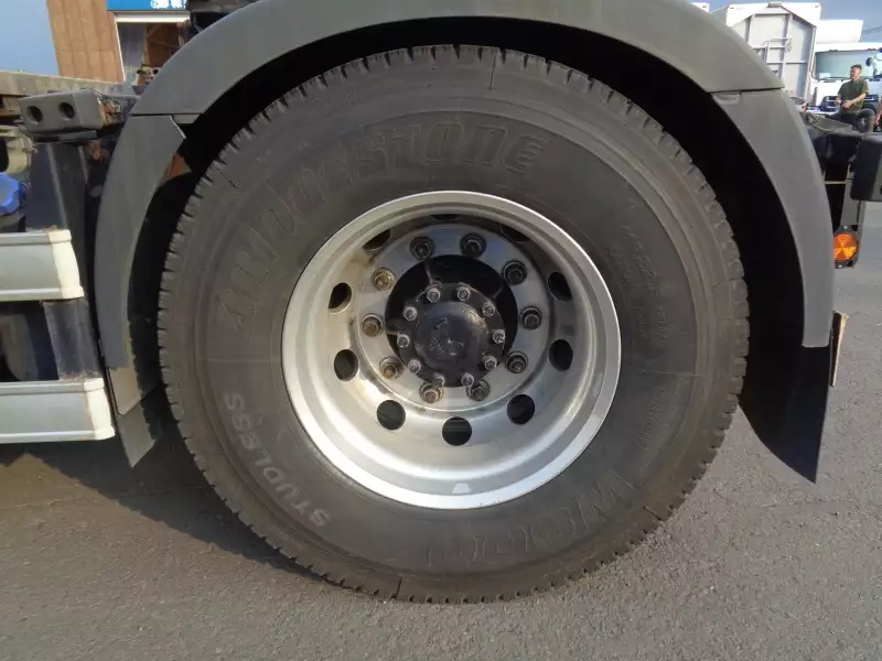 平成30年11月中古大型トラクタヘッド日野プロフィアの画像15