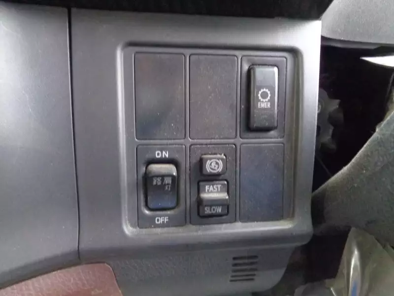 平成30年11月中古大型トラクタヘッド日野プロフィアの画像25