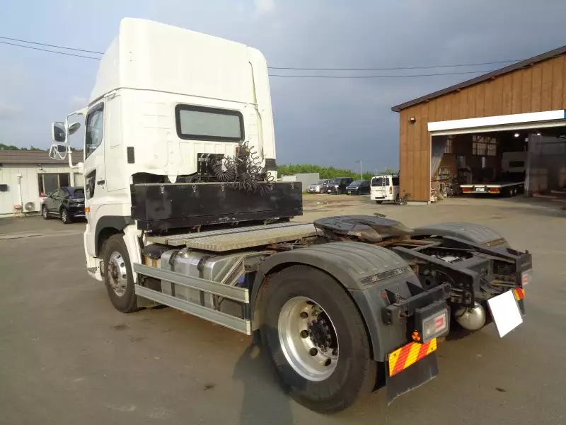 平成30年11月中古大型トラクタヘッド日野プロフィアの画像5