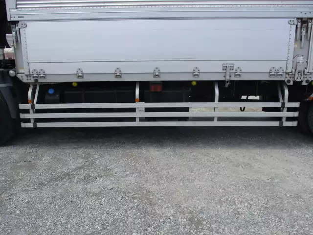 令和01年/平成31年03月中古大型アルミバン・ウィング日産UDクオンの画像18